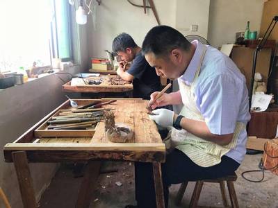 匠心筑夢，示范引領——萬少君工藝美術品設計工作室工匠示范基地與收藏品鑒定評估服務